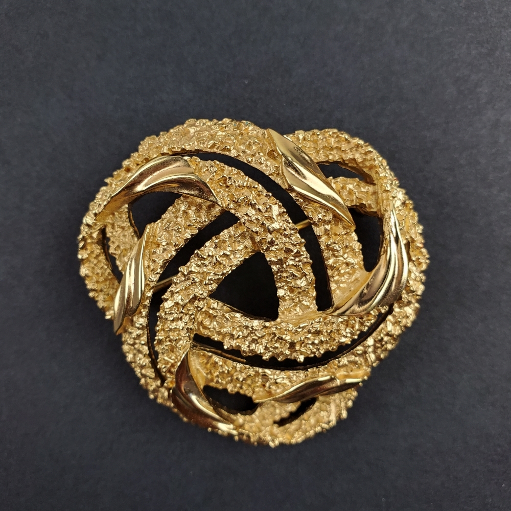Crown Trafari antique gold tone brooch circa 55-69